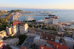 Trajektový přístav ve Splitu, Chorvatsko