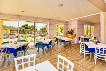 Hotel Srečko**** - hotelová restaurace, Drvenik, Makarská riviéra, Chorvatsko