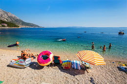 Hotel Srečko**** - oblázková pláž, Drvenik, Makarská riviéra, Chorvatsko