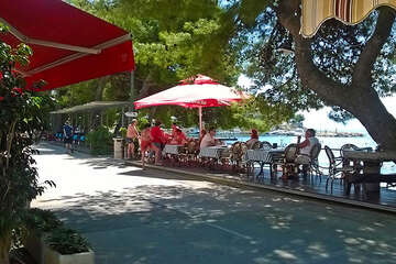 Hotel Srečko**** - restaurace Plaža, Drvenik, Makarská riviéra, Chorvatsko