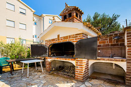 Apartmány Menula - gril u domu, Stará Novalja, ostrov Pag, Chorvatsko