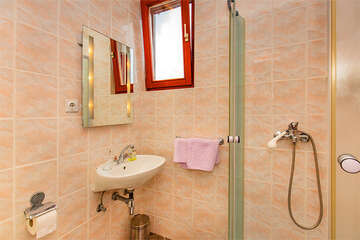 S2 - apartmány Plat, Dražica, ostrov Pag, Chorvatsko