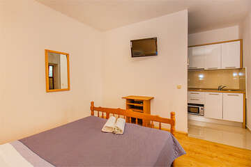 S2 - apartmány Plat, Dražica, ostrov Pag, Chorvatsko