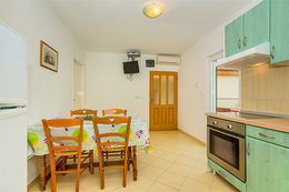 A9 - apartmány Plat, Dražica, ostrov Pag, Chorvatsko