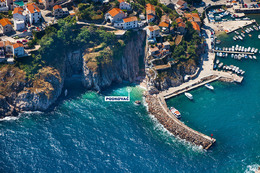 Vrbnik - letecký pohled, ostrov Krk, Chorvatsko
