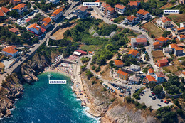 Vrbnik - letecký pohled, ostrov Krk, Chorvatsko