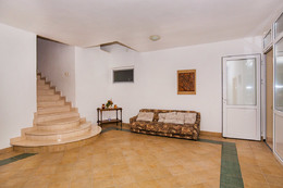 Apartmány Naranča - společná vstupní hala, Sukošan, Chorvatsko