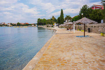 Apartmány Naranča - opalovací molo na pláži Dječji raj, Sukošan, Chorvatsko