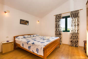 A2 - apartmány Karavela, Tkon, ostrov Pašman, Chorvatsko