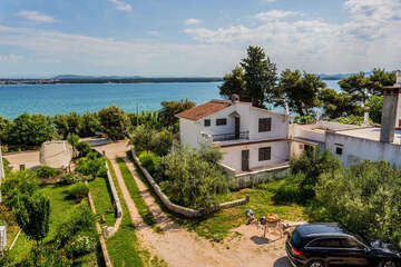 A2 - apartmány Karavela, Tkon, ostrov Pašman, Chorvatsko