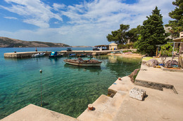 Apartmány Bracera - cesta k opalovacímu molu, Stará Novalja, ostrov Pag, Chorvatsko