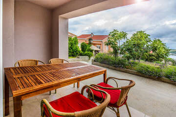 A2 - apartmány Smokva, Ražanj, Šibenická riviéra, Chorvatsko