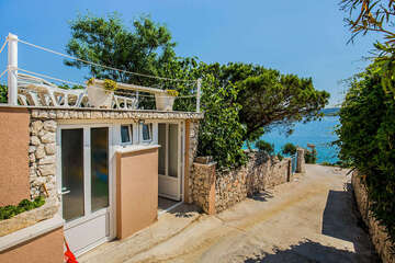 Apartmány Vivien, Sevid, Trogirská riviéra, Chorvatsko