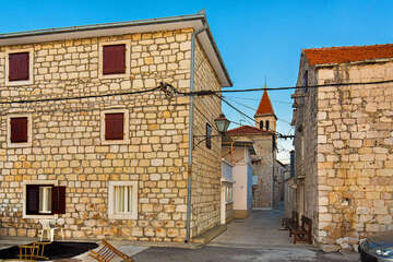 Seget Donji - staré město, Trogirská riviéra, Chorvatsko