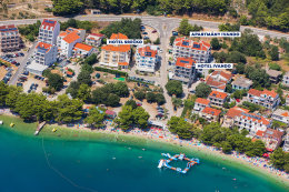 Drvenik - Gornja Vala, letecký pohled, Makarská riviéra, Chorvatsko