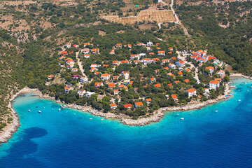Potočnica - letecký pohled, ostrov Pag, Chorvatsko