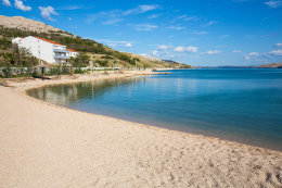 Dinjiška - pláže, ostrov Pag, Chorvatsko