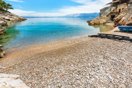 Ostrov Hvar - severní zátoka s apartmány Bonaca, Chorvatsko