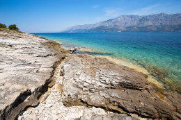Sučuraj - pláž u domu Banović, ostrov Hvar, Chorvatsko