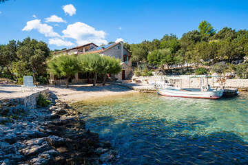 Ostrov Ščedro, Chorvatsko