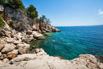 Vela Farska - FKK pláž, ostrov Brač, Chorvatsko