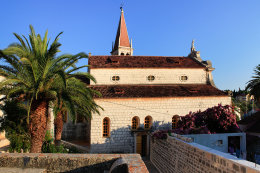 Letovisko Milna, ostrov Brač, Chorvatsko