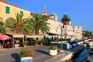 Letovisko Milna, ostrov Brač, Chorvatsko