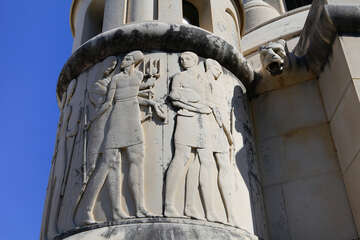 Supetar - mauzoleum rodiny Petrinovićů, ostrov Brač, Chorvatsko