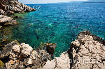 Vela Farska - FKK pláž, ostrov Brač, Chorvatsko