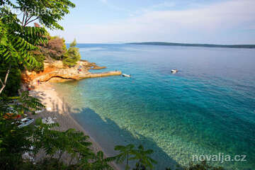 Zavala - pláž u domu Juraj, ostrov Hvar, Chorvatsko