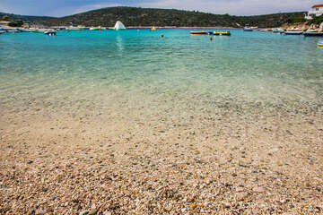 Apartmány Jabuka - oblázková pláž 140 m od domu, Kanica, Šibenická riviéra, Chorvatsko