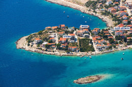 Apartmány Vivien - letecký pohled, Sevid, Trogirská riviéra, Chorvatsko