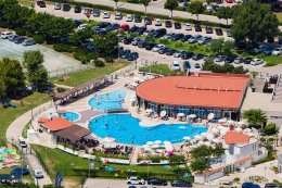 Baška - Hotel Corinthia - letecký pohled, ostrov Krk, Chorvatsko