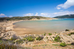 Lopar - FKK písečná pláž Sahara, ostrov Rab, Chorvatsko
