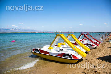 Sabunike - písečná Královnina pláž, Zadarská riviéra, Chorvatsko