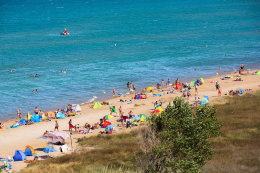 Sabunike - písečná Královnina pláž, Zadarská riviéra, Chorvatsko