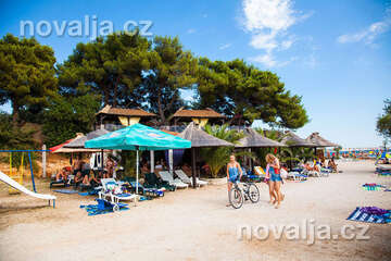 Sv. Filip i Jakov - plážové bary, Chorvatsko