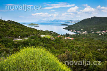 Zátoka Brijesta, poloostrov Pelješac, Chorvatsko