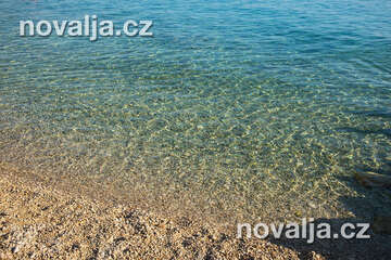 Mandre - oblázkové pláže, ostrov Pag, Chorvatsko