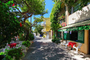 Bratuš, Makarská riviéra, Chorvatsko