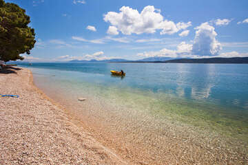 Živogošće - Mala Duba - oblázkové pláže, Makarská riviéra, Chorvatsko