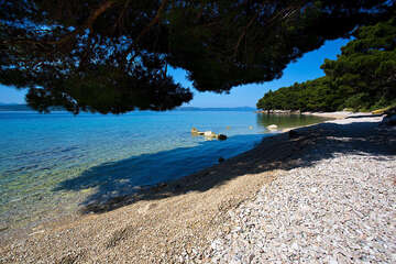 FKK pláž Velika Duba, Makarská riviéra, Chorvatsko