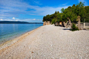 Živogošče Blato - oblázkové pláže, Makarská riviéra, Chorvatsko