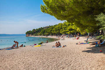 Živogošče Blato - oblázkové pláže, Makarská riviéra, Chorvatsko