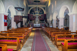 Novigrad - kostel Sv. Pelagie a Maxmiliána, Istrie, Chorvatsko