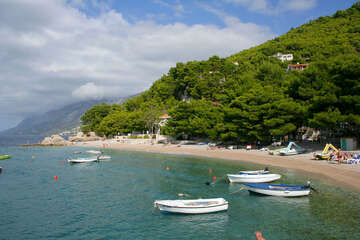 Pláže Brela-Jakiruša, Makarská riviéra, Chorvatsko