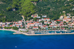 Tučepi - letecký pohled, Makarská riviéra, Chorvatsko