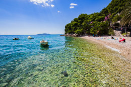 Zaostrog - pláž u domu Delfin, Chorvatsko