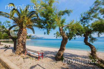 Živogošče Blato - oblázkové pláže, Makarská riviéra, Chorvatsko