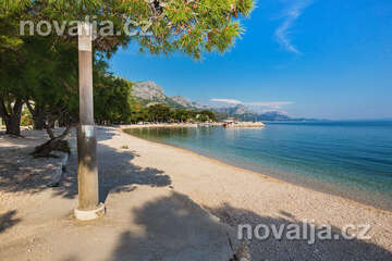 Živogošče Blato - oblázkové pláže, Makarská riviéra, Chorvatsko
